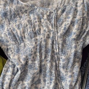 Blue and White Floral Blouse with Elegant Design